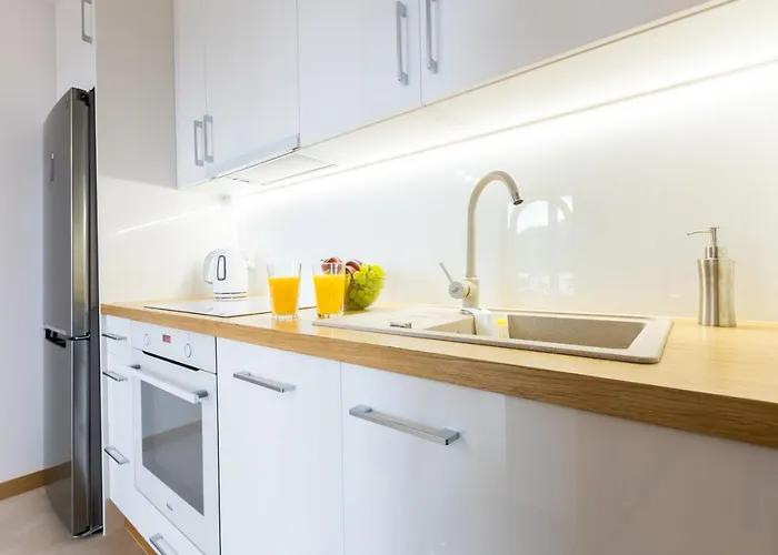 Perlowe Tarasy 아파트 사르비노보